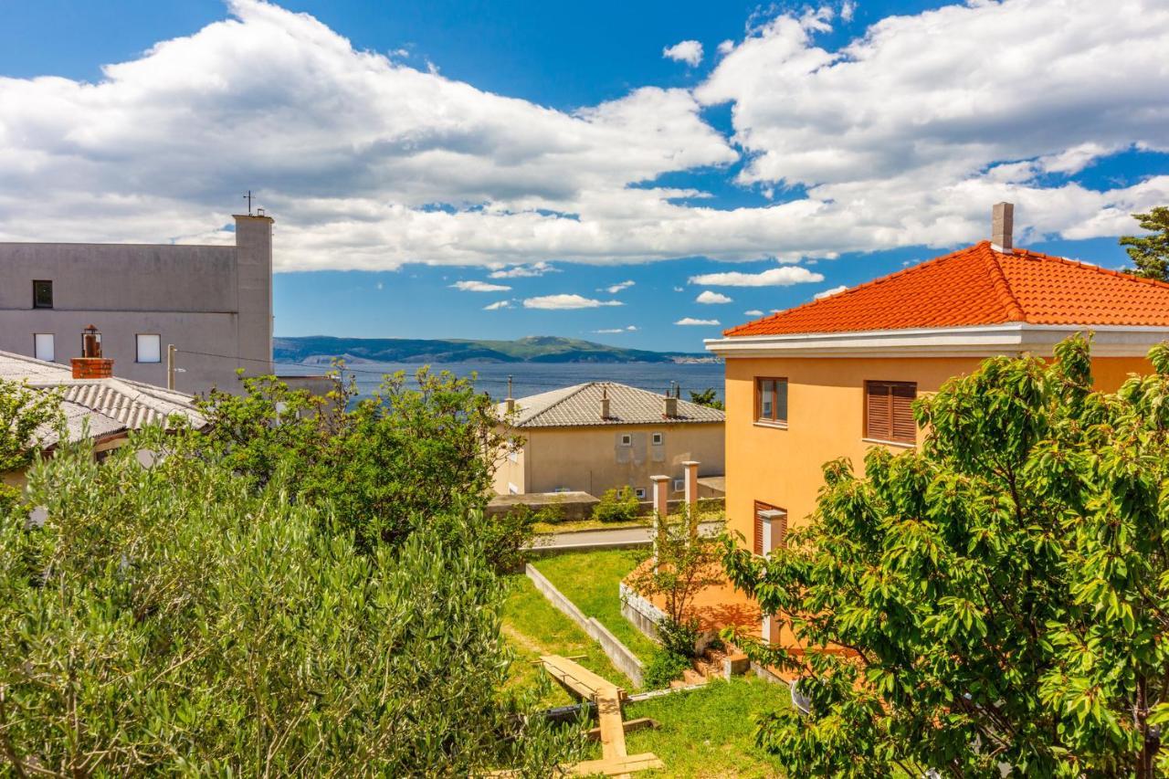 Azur Novi Vinodolski Buitenkant foto